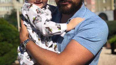 Мимими дня: утренние объятия Эдгара Каминского с дочкой