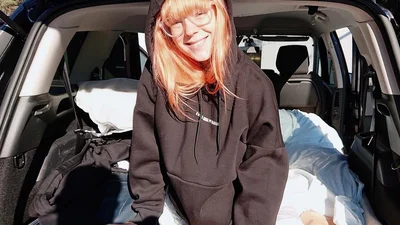 Молодая мама Светлана Тарабарова засветила фигуру в коротеньком мини