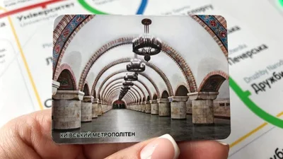В киевском метро теперь можно приобрести брендированные сувениры