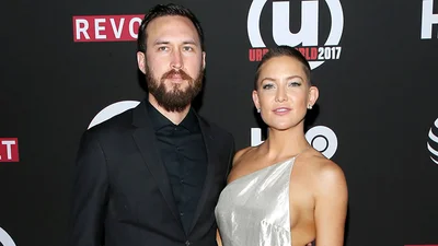 Новоиспеченная мама Кейт Хадсон показала первое фото дочери