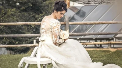 Невесты и их киски: фотограф делает свадебные фото без мужчин