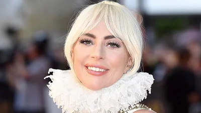 Леди Гага выпустила клип на песню "Look What I Found"