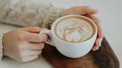 Вчені назвали найкращий час для ароматної кави