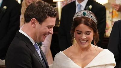 Весілля принцеси Євгенії і Джека Бруксбенка - перші фото подружжя