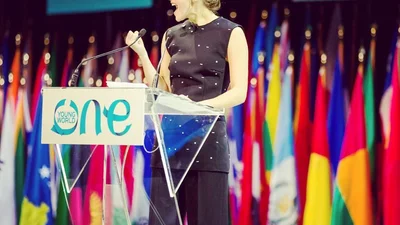 Малишку Емму Вотсон застукали за поцілунками з бойфрендом-красунчиком