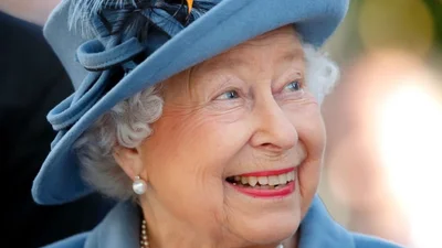 Вот это раритет: в сети появилось архивное фото королевы Елизаветы II