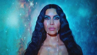 Дожилися: Кім Кардашьян зменшує свою попу за допомогою фотошопу