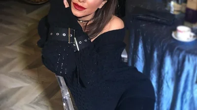 Кокетка Ани Лорак похвасталась стройными ножками