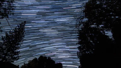 Неземная красота: в ноябре украинцы увидят два метеоритные дождя