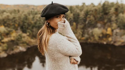 10 вариантов с Instagram, как стильно носить свитер