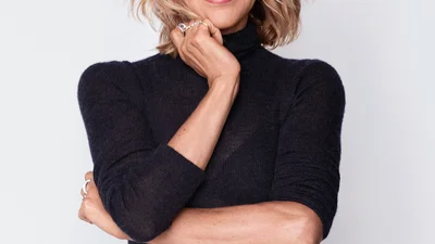 56-летняя Мег Райан потрясла поклонников роскошным видом в полупрозрачном платье