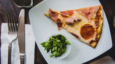 500 евро за пожирание пиццы: в Дублине проводят веселую акцию, в которой трудно выиграть