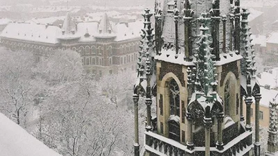 І сюди добралась зима: старовинний Львів присипало снігом