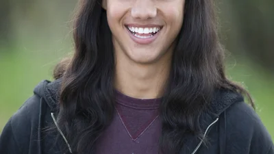 Тэйлор Лотнер постибался над своей прической в "Сумерках"