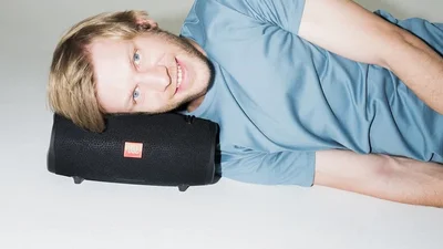 Эпатажный Иван Дорн похвастался идеальными кубиками пресса в нижнем белье