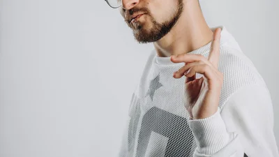 Экс-участник группы "DZIDZIO" Julik выпустил первый сольный трек