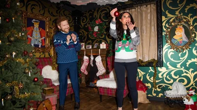 Страшненькие восковые фигуры Меган Маркл и принца Гарри выставили в Берлине