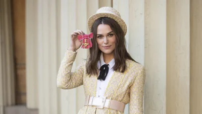 Крутишка: Кира Найтли получила орден офицера Британской империи