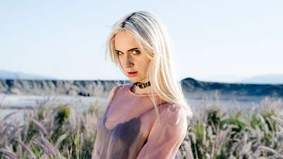 MØ їде до Києва: ТОП-5 двіжових кліпів виконавиці