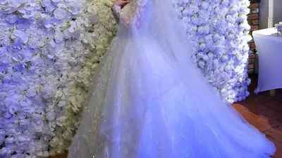 Мика Ньютон вышла замуж, и сеть уже "гудит" от первых фото молодоженов