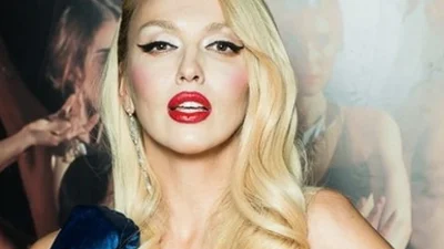 Оля Полякова показала, как выглядела в 16 лет