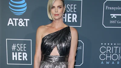 Critics Choice Awards 2019 - образы с красной дорожки, которые больше всего запомнились