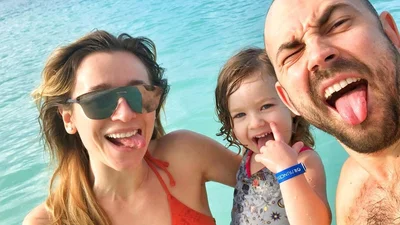 Семья Бедняковых удивила фото с актрисой культового сериала "Беверли-Хиллз, 90210"