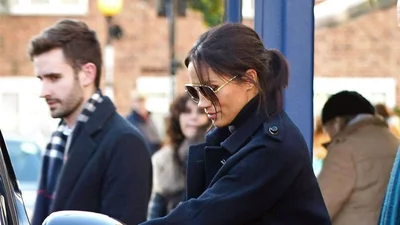 Все обсуждают сексуального красавчика, который стал пресс-секретарем Меган Маркл