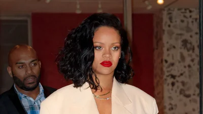 Рианна похудела, сделала новую стрижку и превратилась в сексуальную кошечку