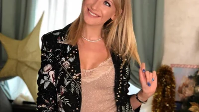 Бабця Лесі Нікітюк вибовтала всі пікантні подробиці з особистого життя онучки