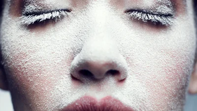 Невидимі брови: сміливий тренд набирає обертів