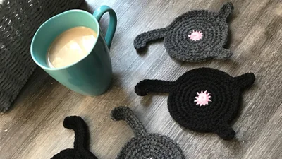 Мир сошел с ума: в интернете продают подставки-кошачьи попки