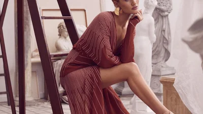 Какая горячая женщина: сексапильная Роузи Хантингтон-Уайтли в бикини