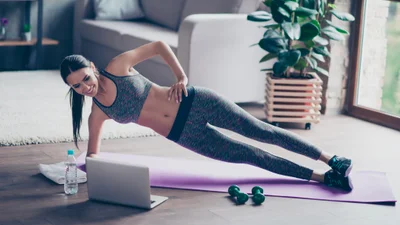 Весна на підході: вправи, які допоможуть швидко позбутись боків