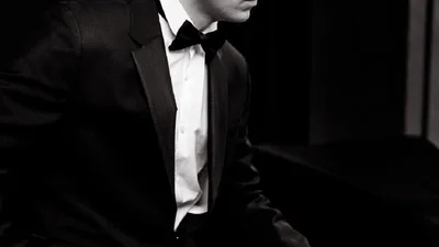 Володимир Остапчук опублікував небезпечний знімок з сім'єю, де вони наче справжня банда