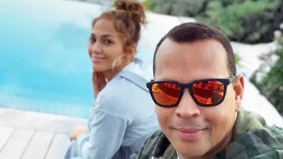 Віу-віу: Джей Ло виходить заміж за Алекса Родрігеса і ось, яка розкішна в неї обручка