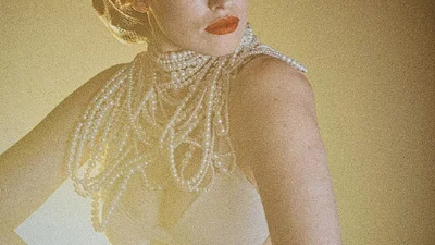 Ой, що коїться: спокусливий фотосет Даші Астаф’євої для Playboy затьмарить твій розум