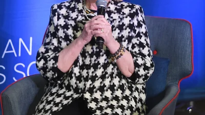 Гілларі Клінтон під час промови поговорила з внуками у відеочаті, і це дуже мімімішно