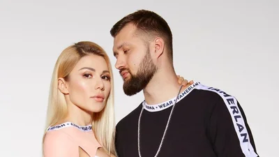 TamerlanAlena - Рано: група випустила пісню-біографію відносин кожної пари