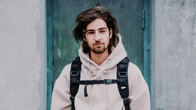 Шалунишка Вова Дантес признался, почему смотрит гей-порно и сколько зарабатывает