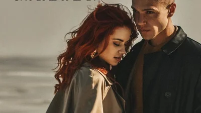 Зірка серіалу "Школа" Оля Шевченко зняла кліп "Слышишь" про непрості стосунки з коханим