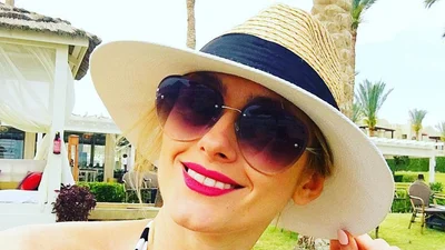 Ирина Федишин поехала в отпуск и очаровала фигурой в бикини