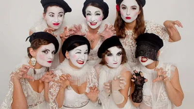 Новый альбом Dakh Daughters перенесет тебя совсем в другое измерение, только закрой глаза