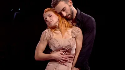 Танцівниця Яна Заєць похизувалася жакетом від Іраклі Макацарія