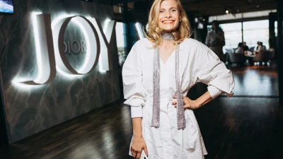 Даша Коломієць продемонструвала круті образи на весну і її легко можна сплутати з моделлю