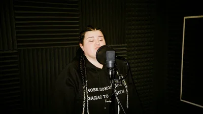 Пишка alyona alyona випустила дебютний альбом "Пушка", а заразом - і новий кліп