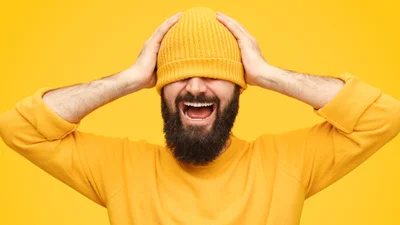 Чоловіки носять на власній бороді більше мікробів, ніж є на собачій шерсті