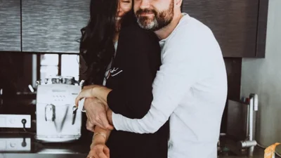 Ефросинина показала, насколько счастлива с мужем, и на фото она как маленькая девочка