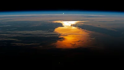 NASA показало, как выглядит закат и восход солнца на Марсе