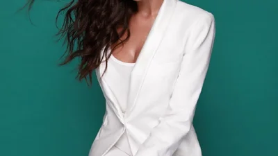 Ти точно захочеш повторити весняні look’и Насті Каменських на кожен день